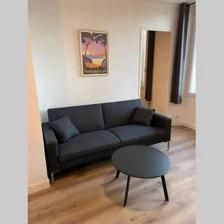 Centre/vieille Ville: Superbe T2 *