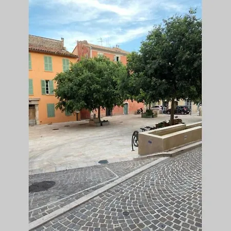 Centre/vieille Ville: Superbe T2